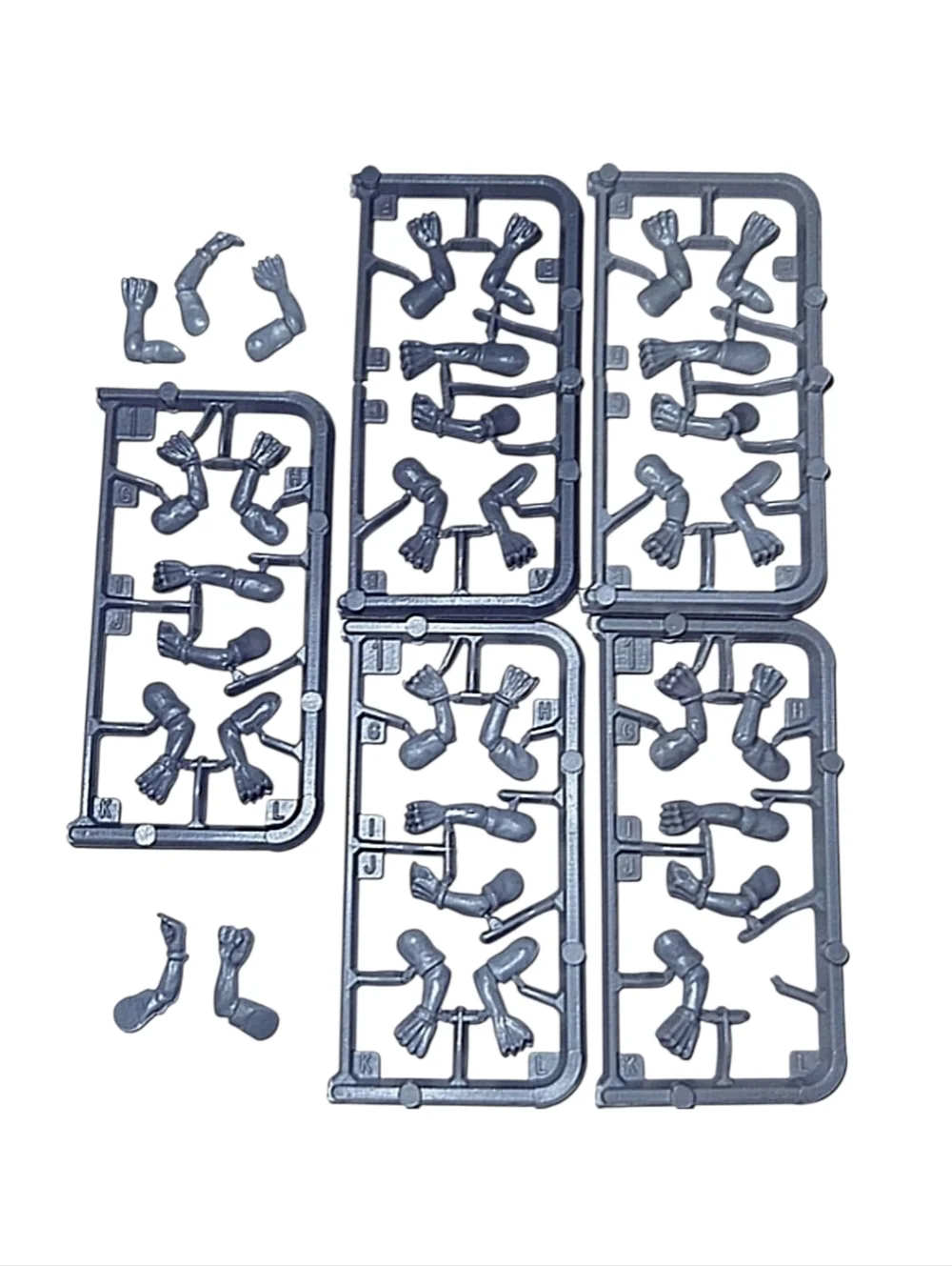 Vintage Warhammer 40K Rogue Trader Space Orks Arms Sprue 1991 34 Arms Plastic